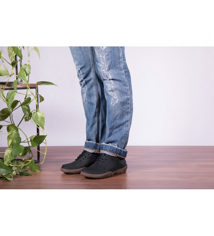 Botas de cano curto em couro preto Naturalist Pleasant N5083