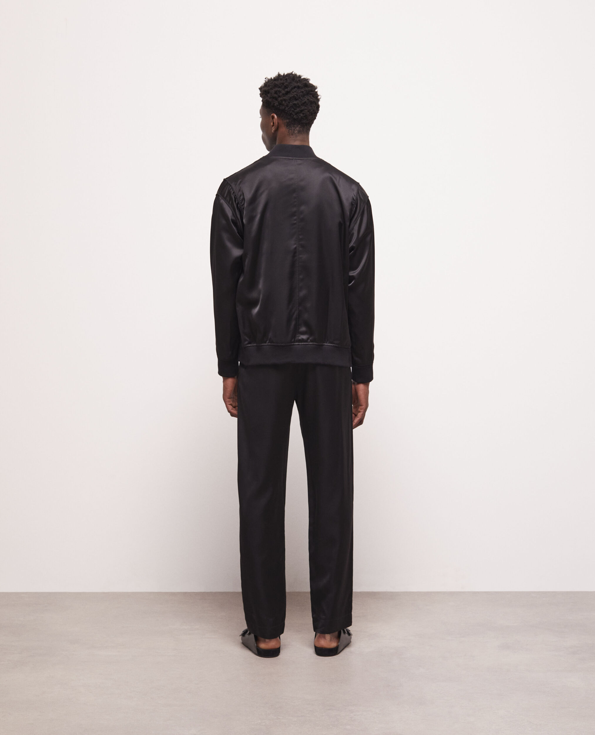 Blouson noir