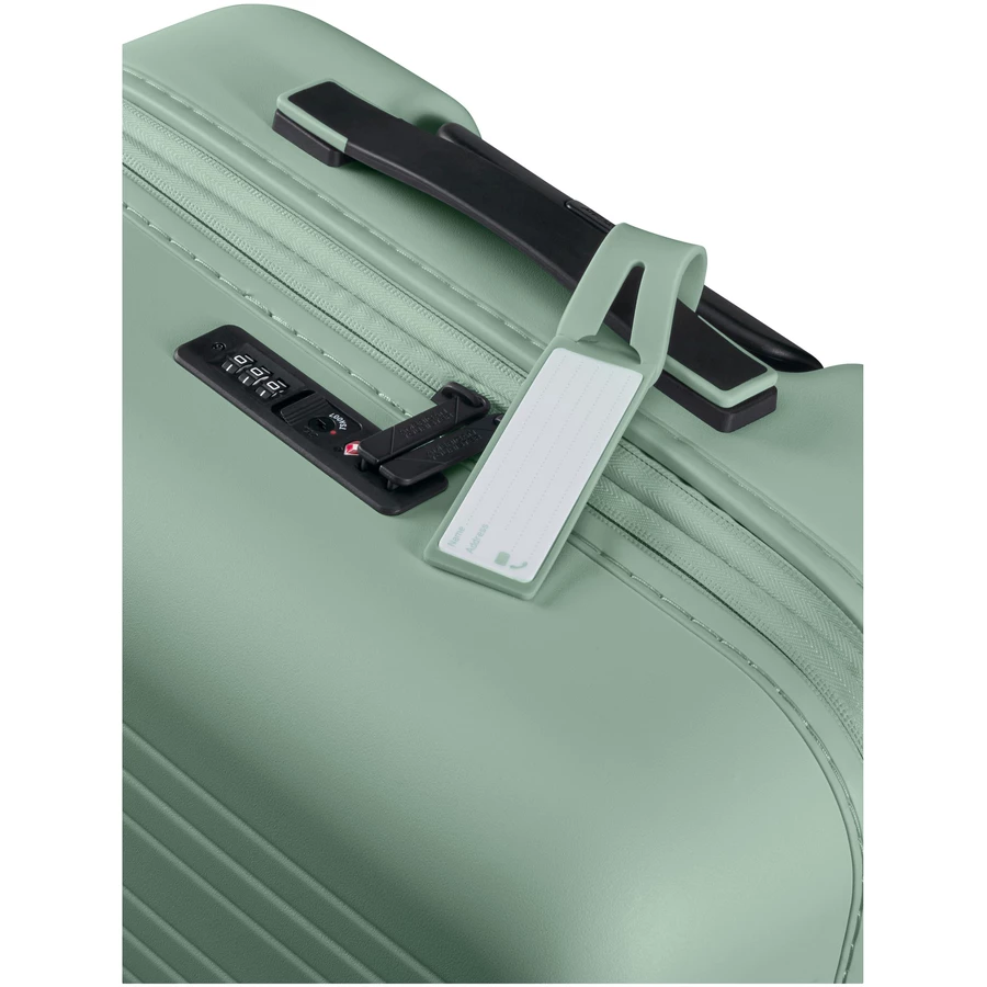 American Tourister Novastream - 4-Rollen-Trolley M 67 cm erw. nomad green