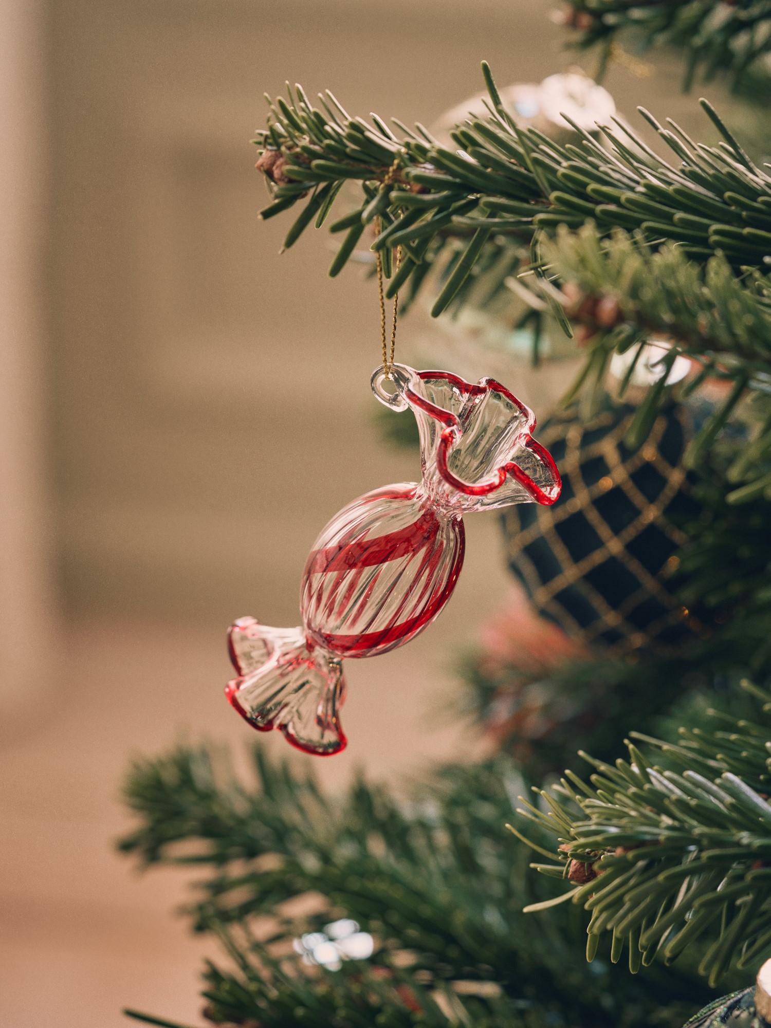 Bonbon-ornament | Glas. 8 cm.  | Red, Clear