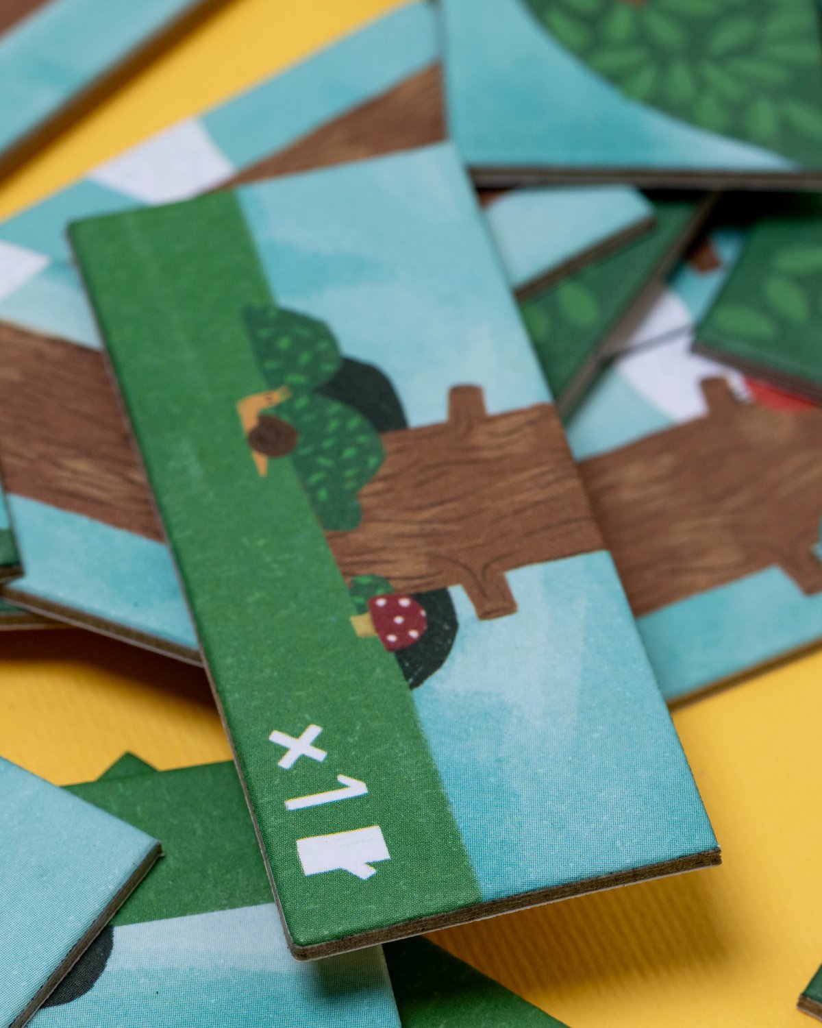 Brettspill Barn 4år+, Pocket size – Lagspill “Bygg trær og hjelp små kyllinger ut i verden” | Piu Piu Tiny Game
