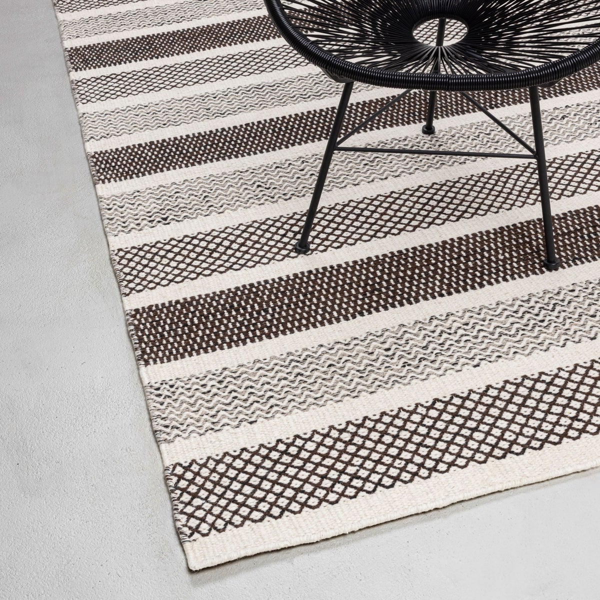 Omkeerbaar wollen vloerkleed in Scandinavisch design, tweezijdig Scandinavisch natuurgrijs, 55x80 cm
