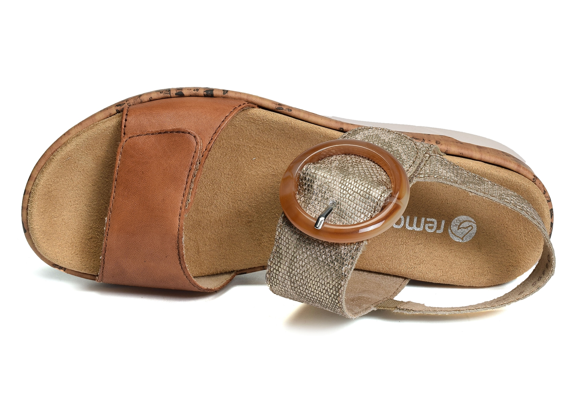 R6853 camel