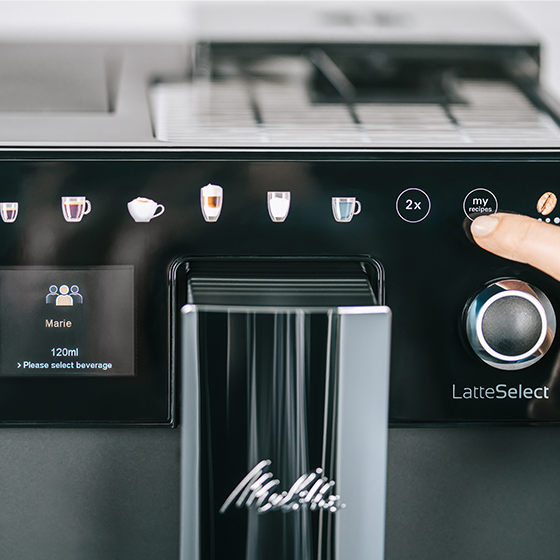 LatteSelect|Kaffeevollautomat Mattschwarz