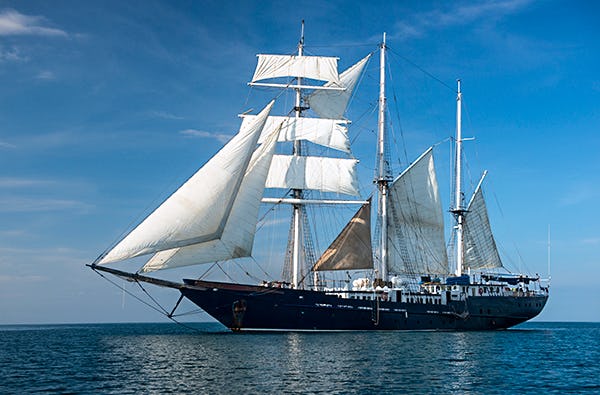 Regattasegeln in Rostock-Warnemünde als Geschenkidee