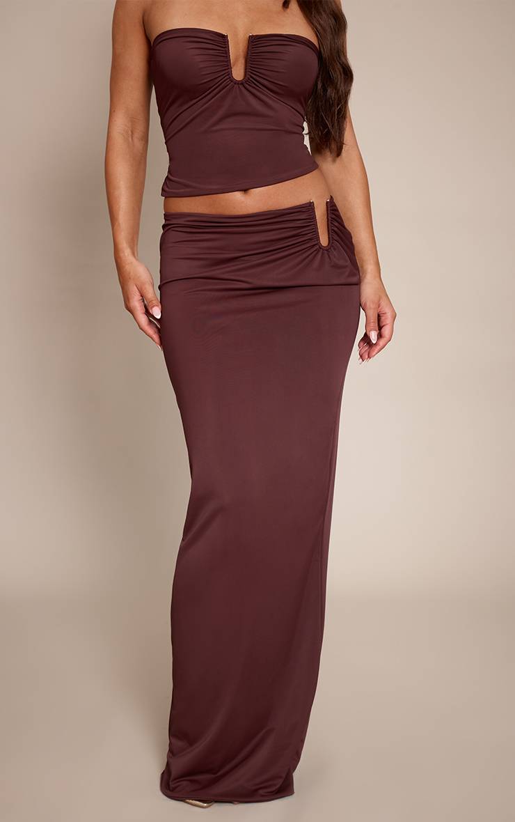 Chocolat Jupe Longue Froncée À Barre En V En Matte Sculptant