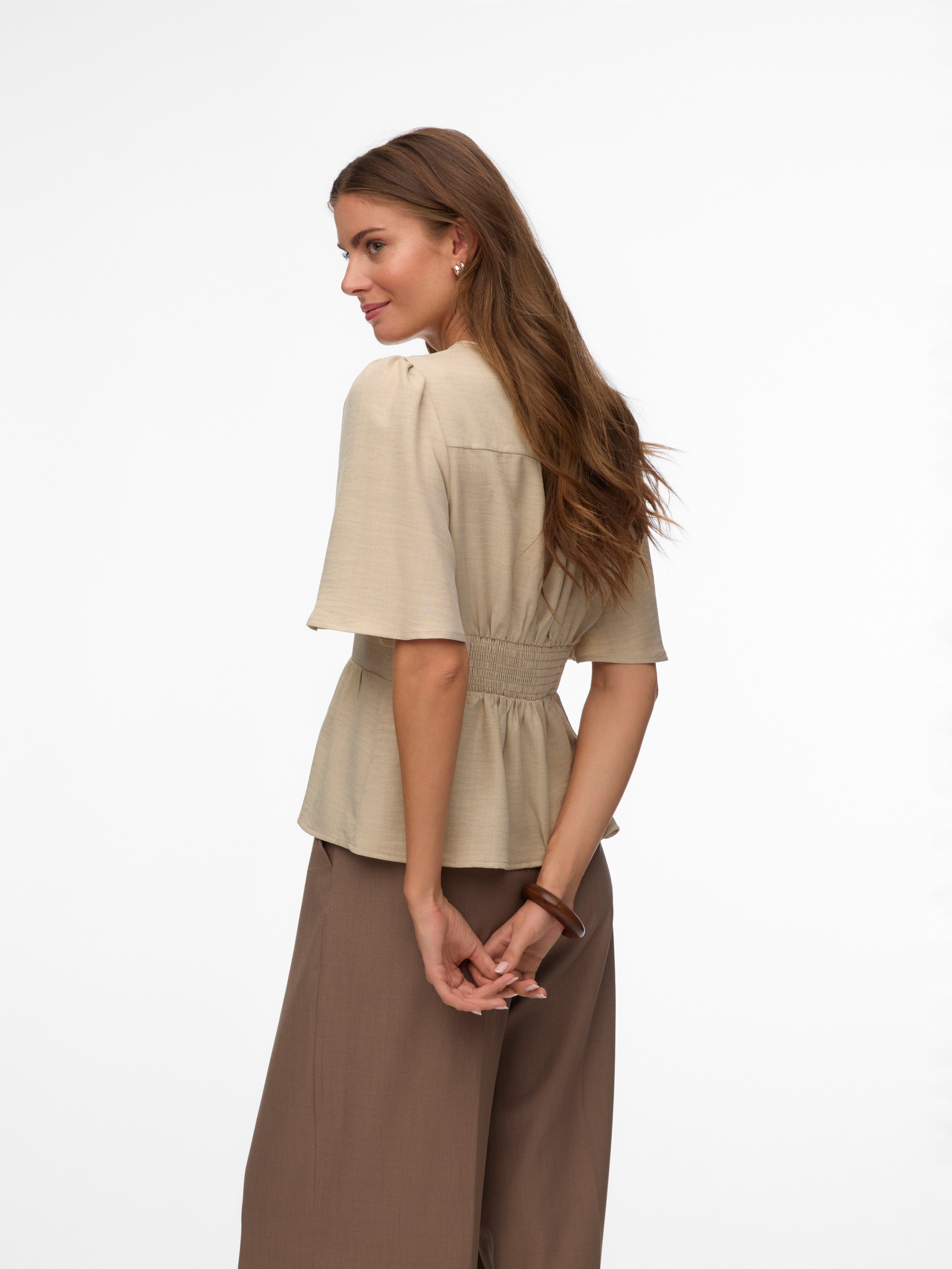 VMMELANEY Top