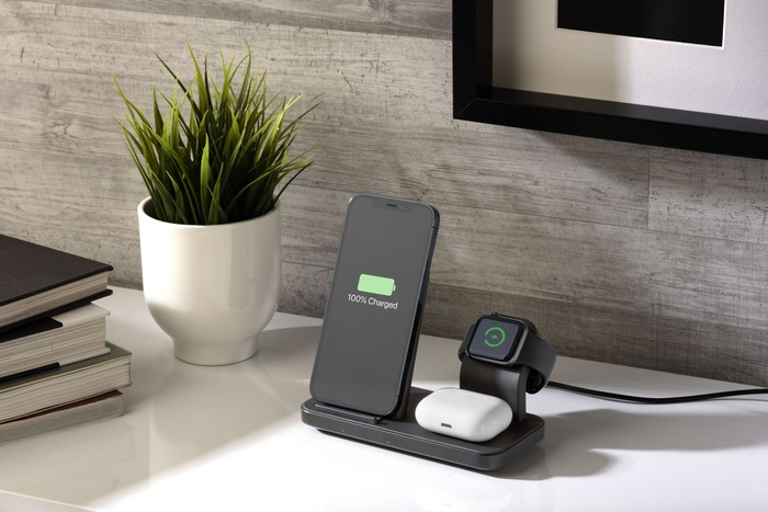 (15W) 3in1 Trio Qi Wireless Charger Ladestation für Apple iPhone / Apple Airpods / Apple Watch (WIRELESS3IN1IPHK) - Schwarz