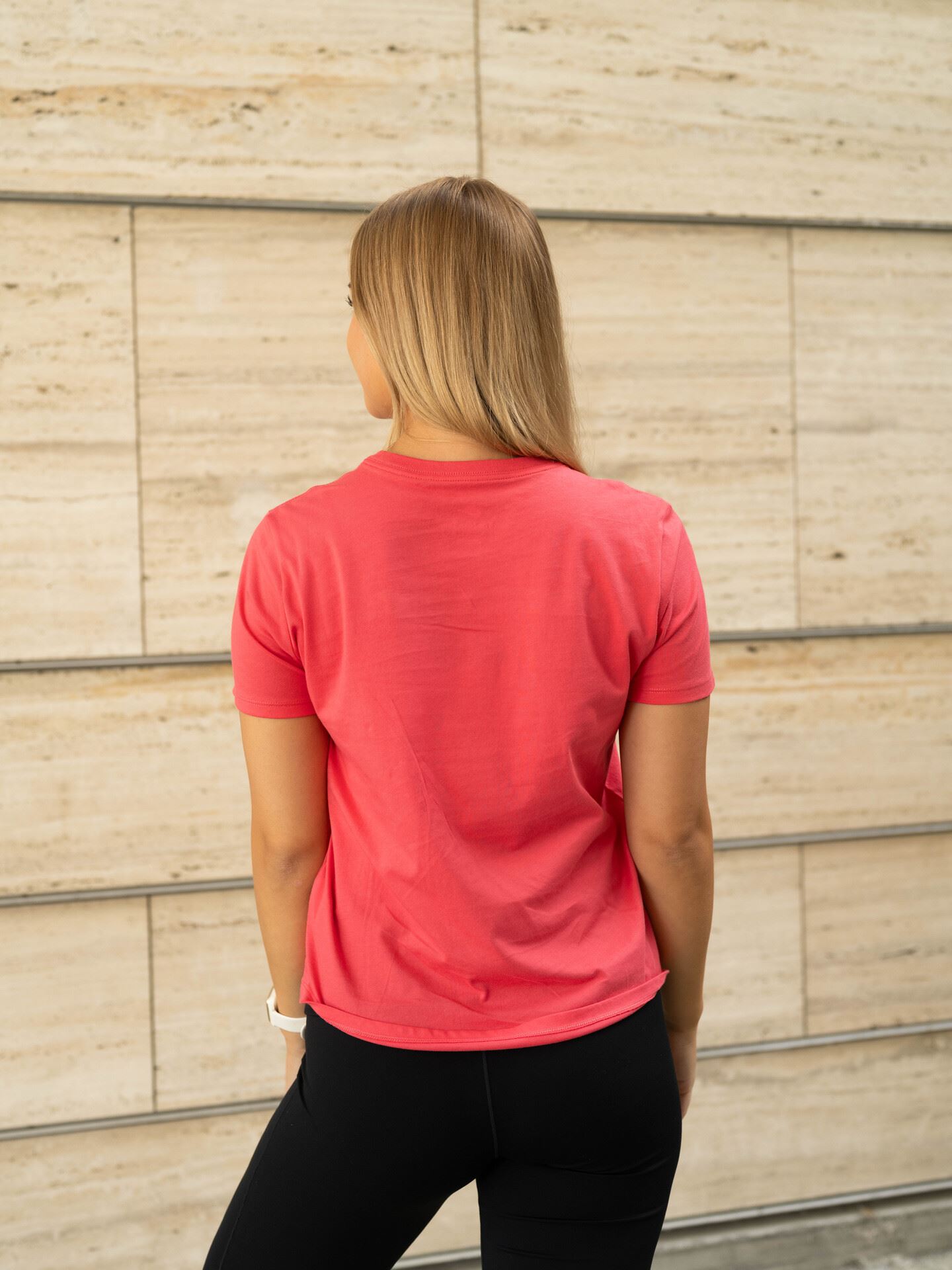 Sportswear Club Tee