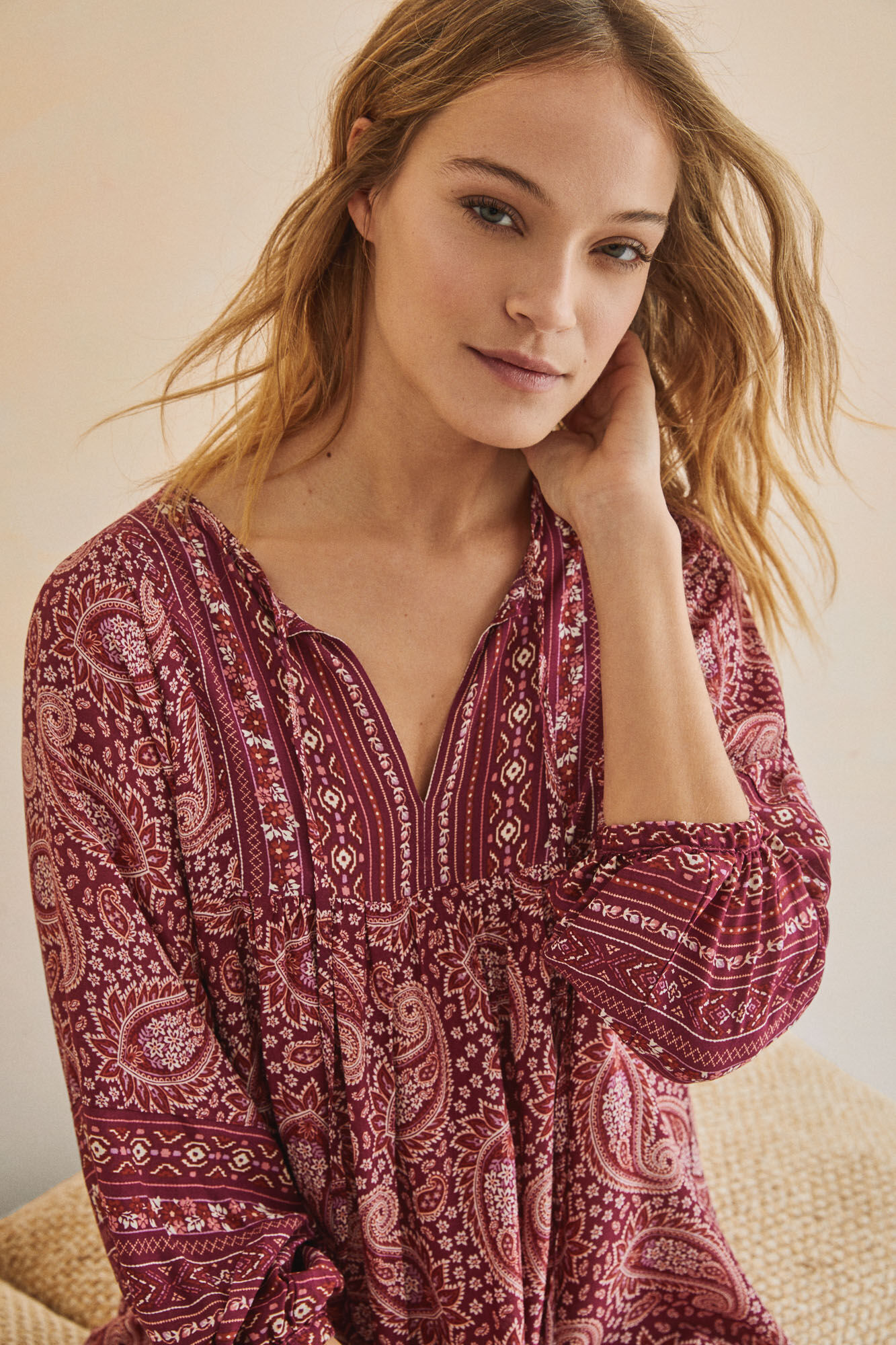 Vestido longo com estampa indiana - estampa