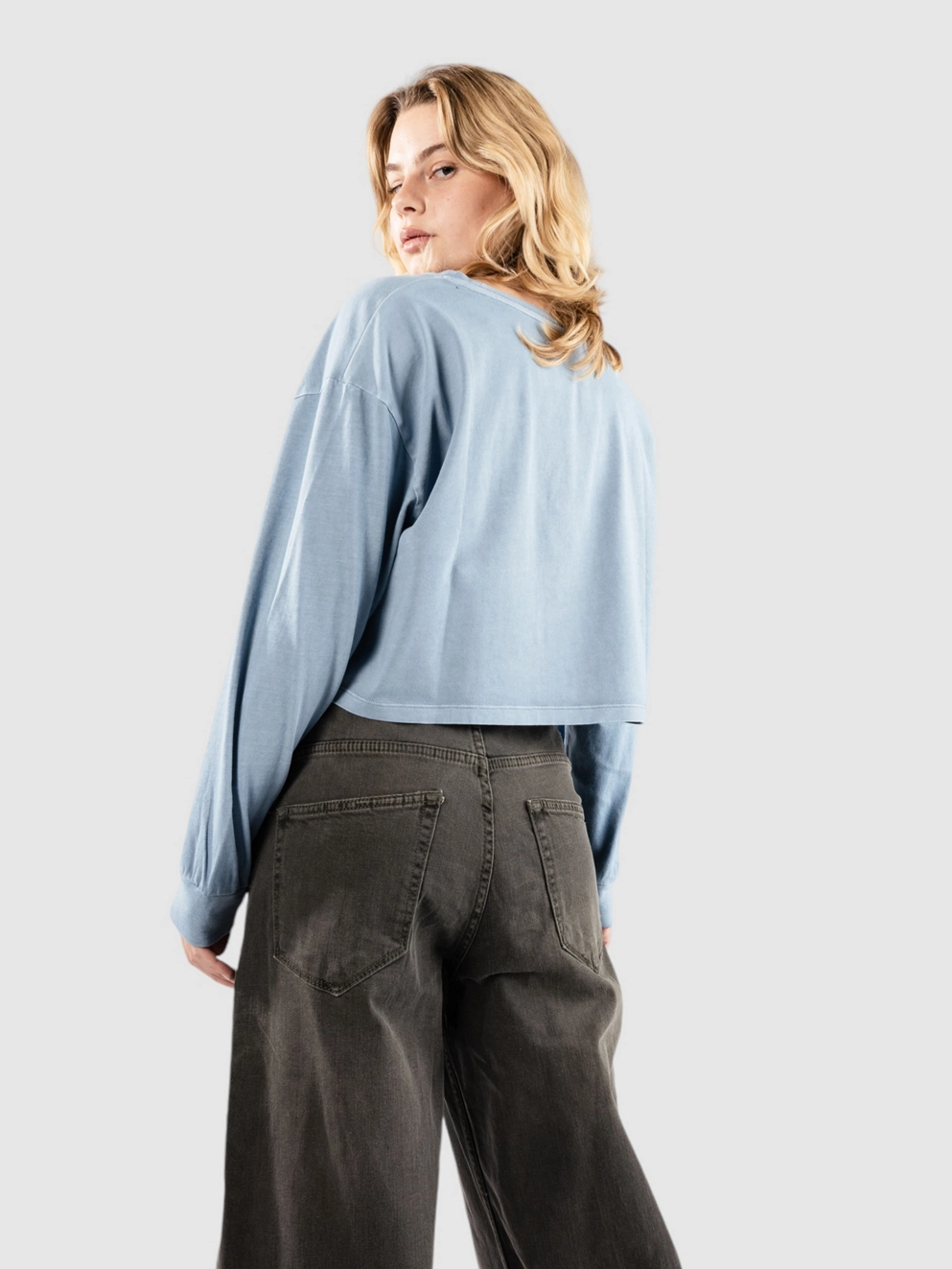 Vans Oval Wash Relax Crop Long Sleeve T-Shirt bluestone