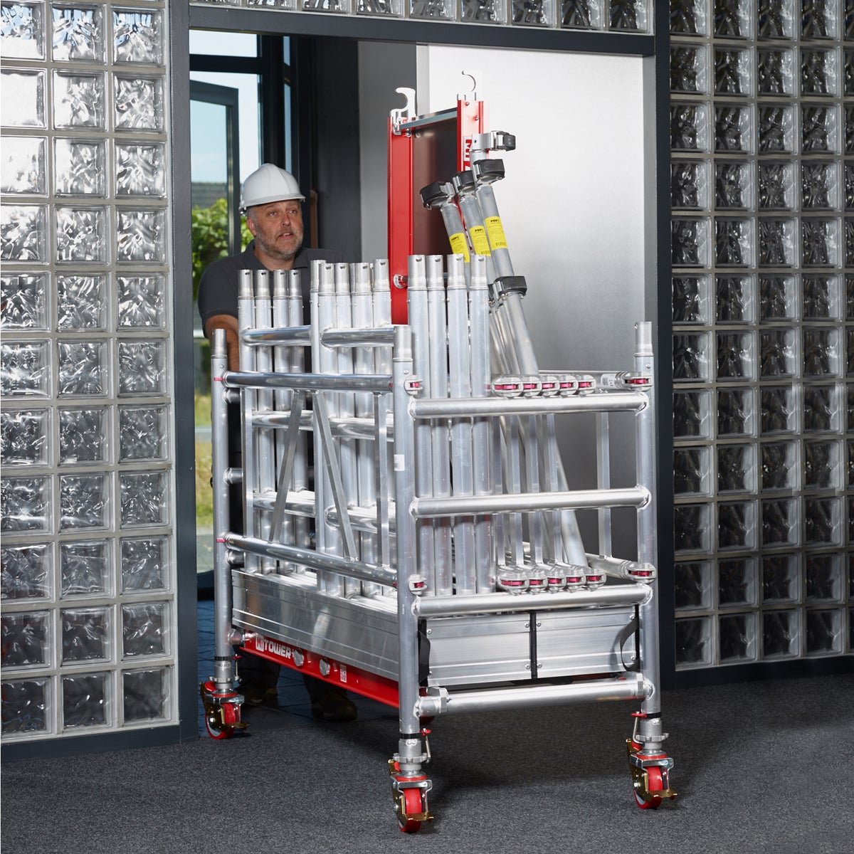 Altrex MiTower PLUS Rolsteiger Safe-Quick®2 Leuning 1-persoonsmontage Aluminium met breed Fiber-Deck Platform 0,75 x 1,72 m 5,20 m AH