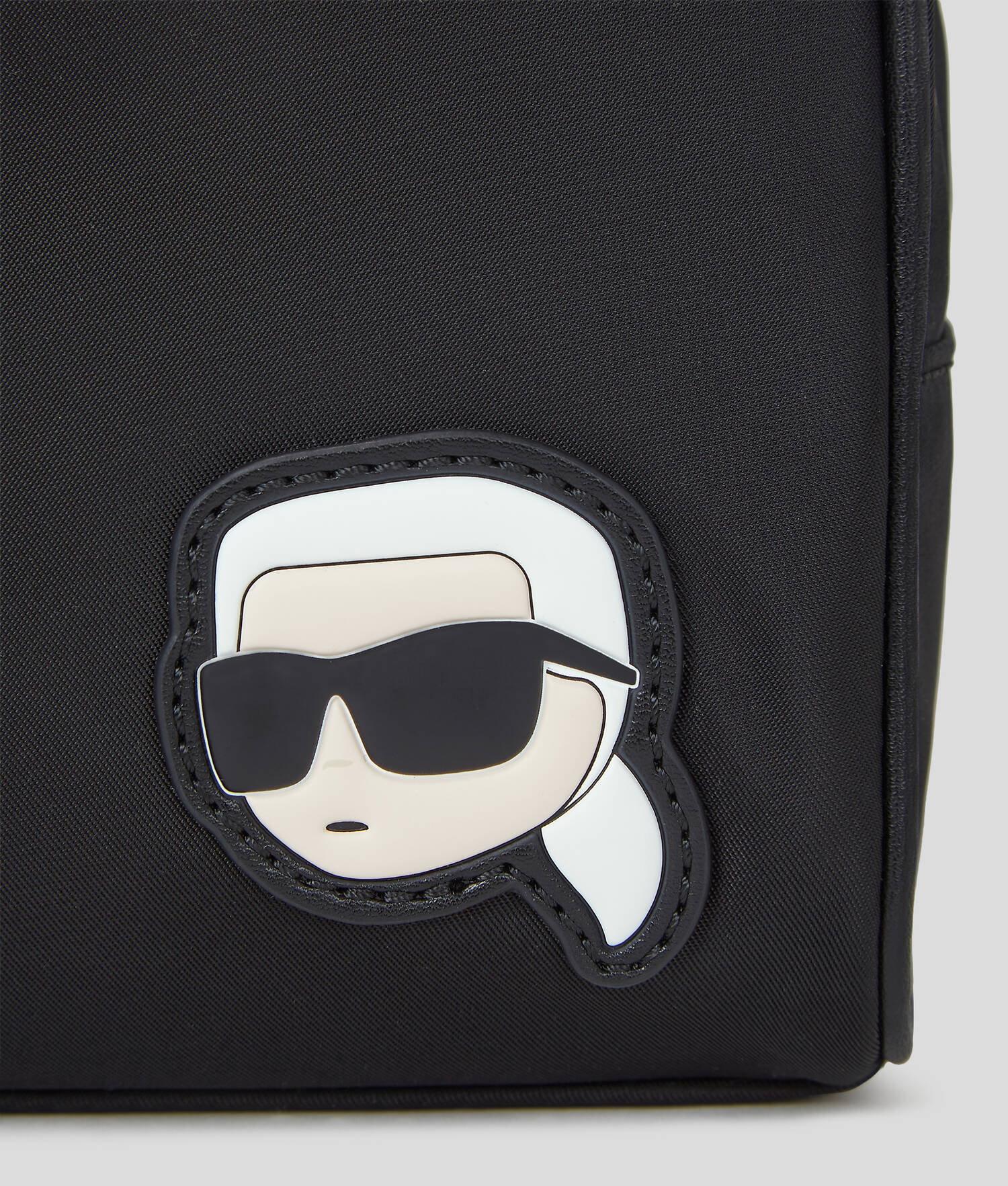 TROUSSE DE TOILETTE EN NYLON IKON - Noir