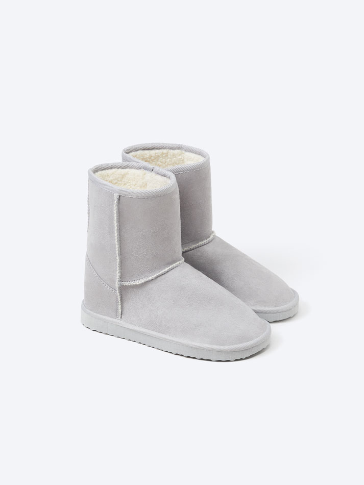 Bota forrada - Cinza