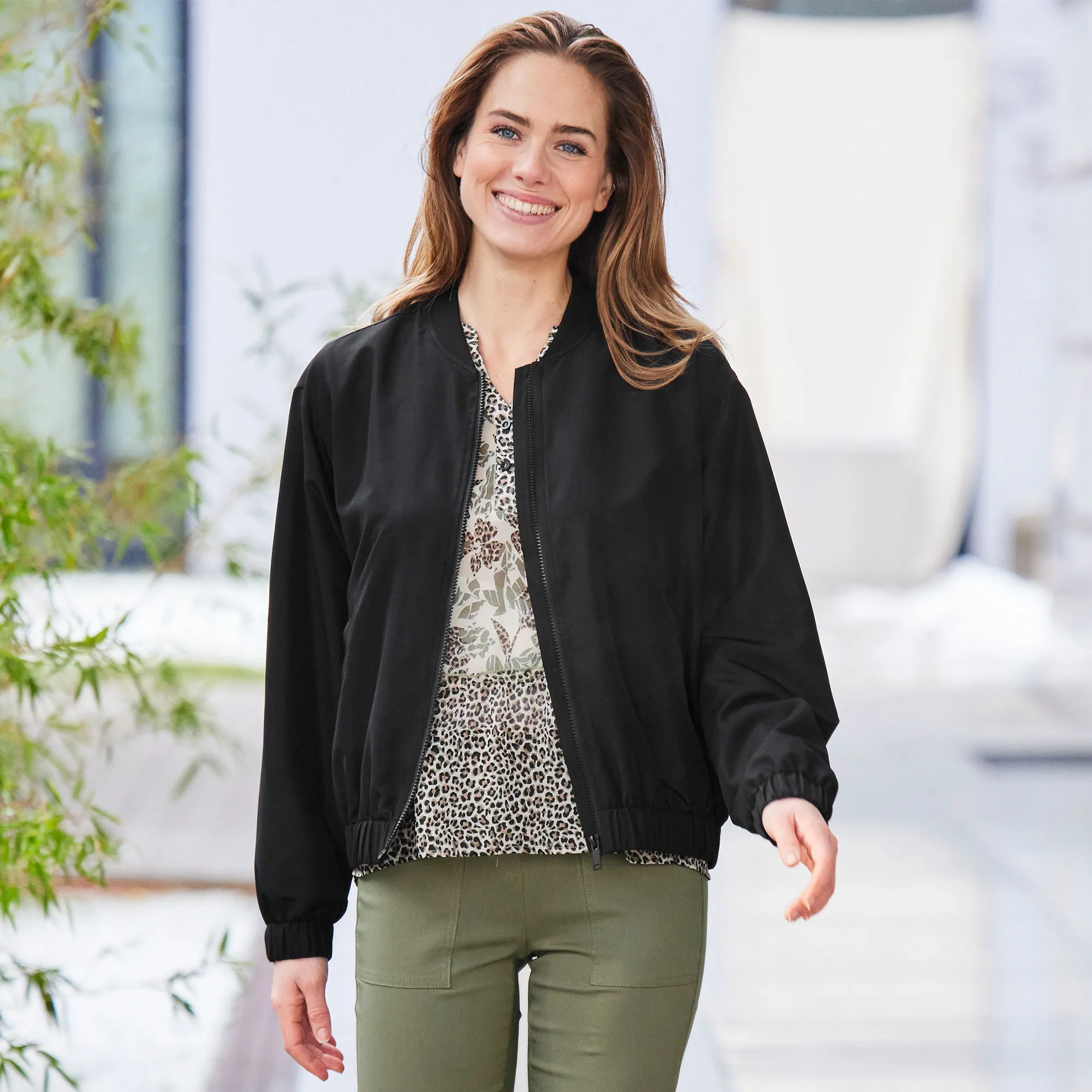 Damen-Blouson mit Reißverschluss
