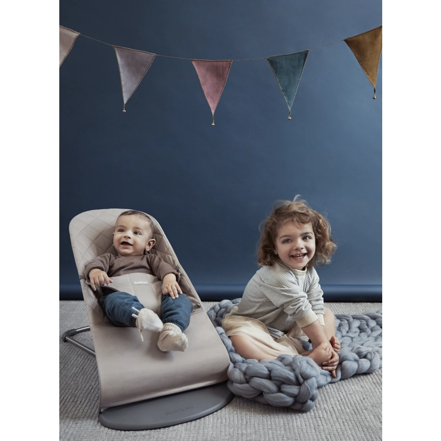 BABYBJÖRN Babywippe Bliss Cotton Sandgrau