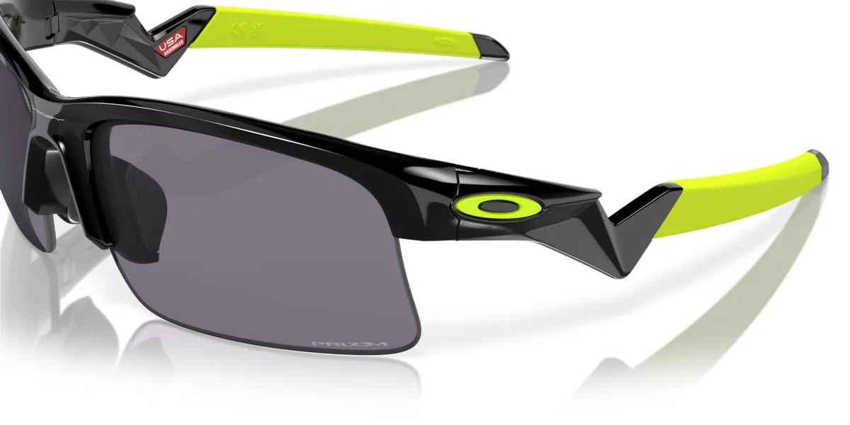 Oakley Capacitor Polished Black Prizm Grey