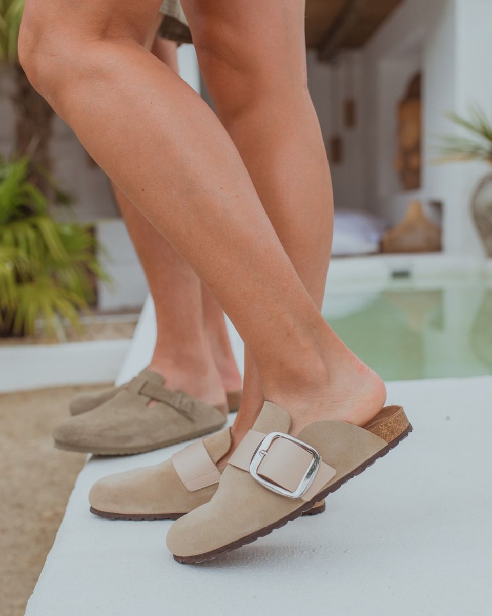 Cypres Timna Lichtbeige Damesslippers