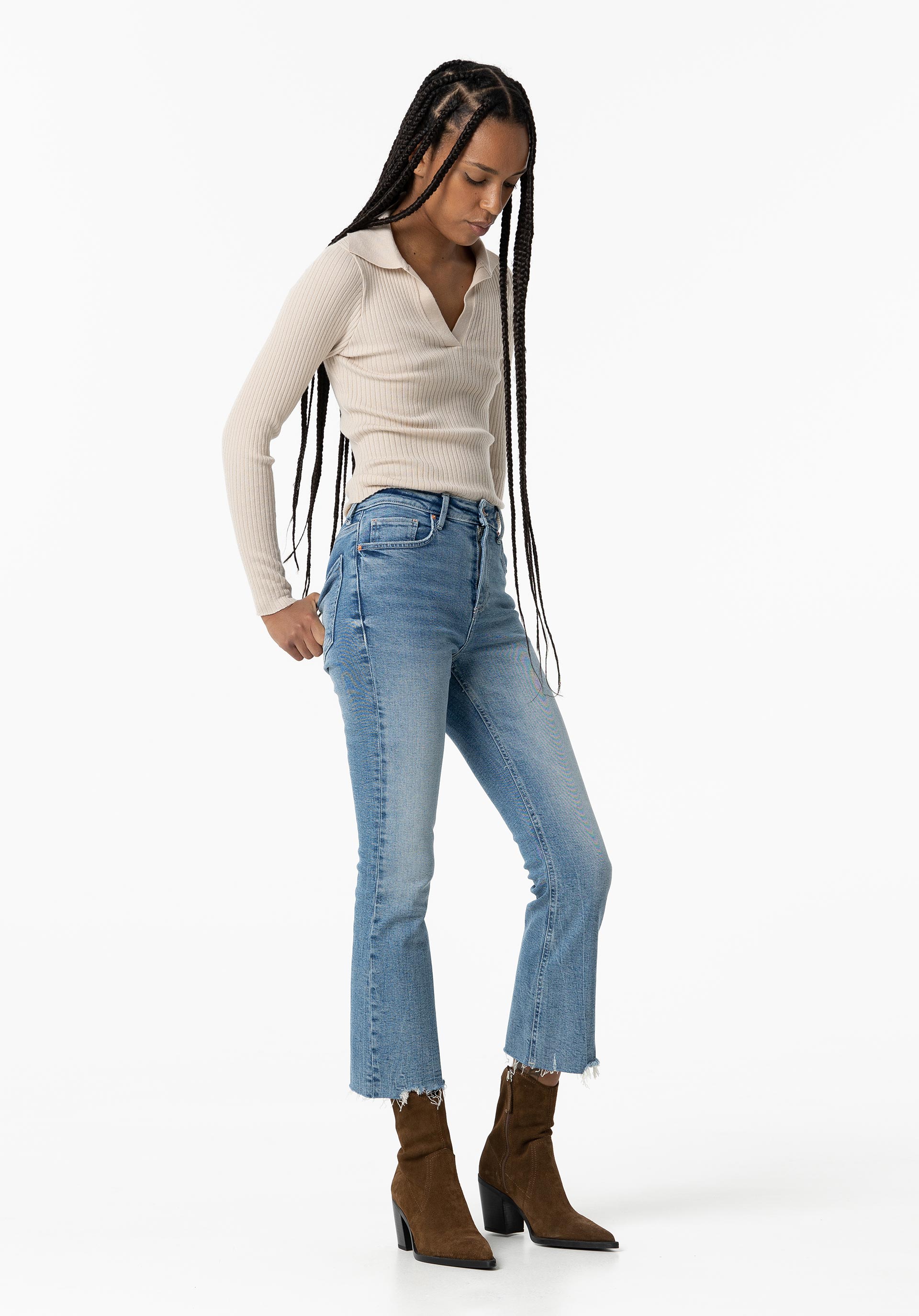 Jeans Megan Cropped Flare Cintura Alta