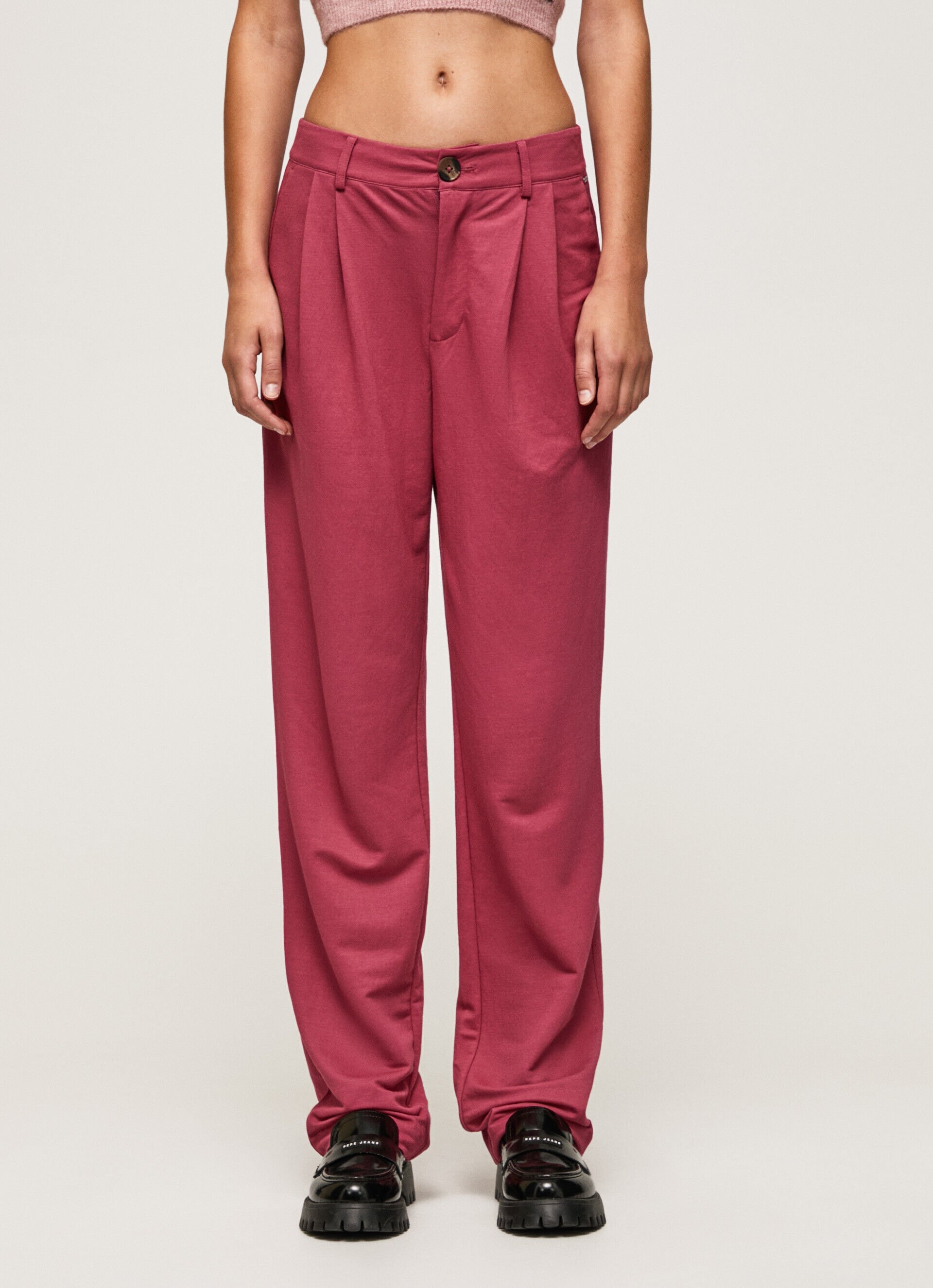 Calça chino de tecido fluido - rosa blush escuro