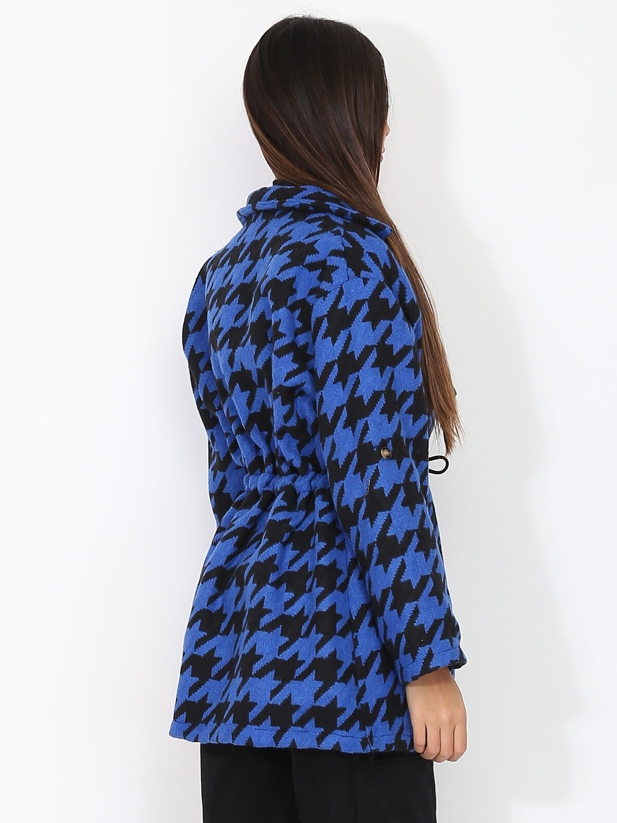 Manteau court à motif pied-de-poule- noir_bleu