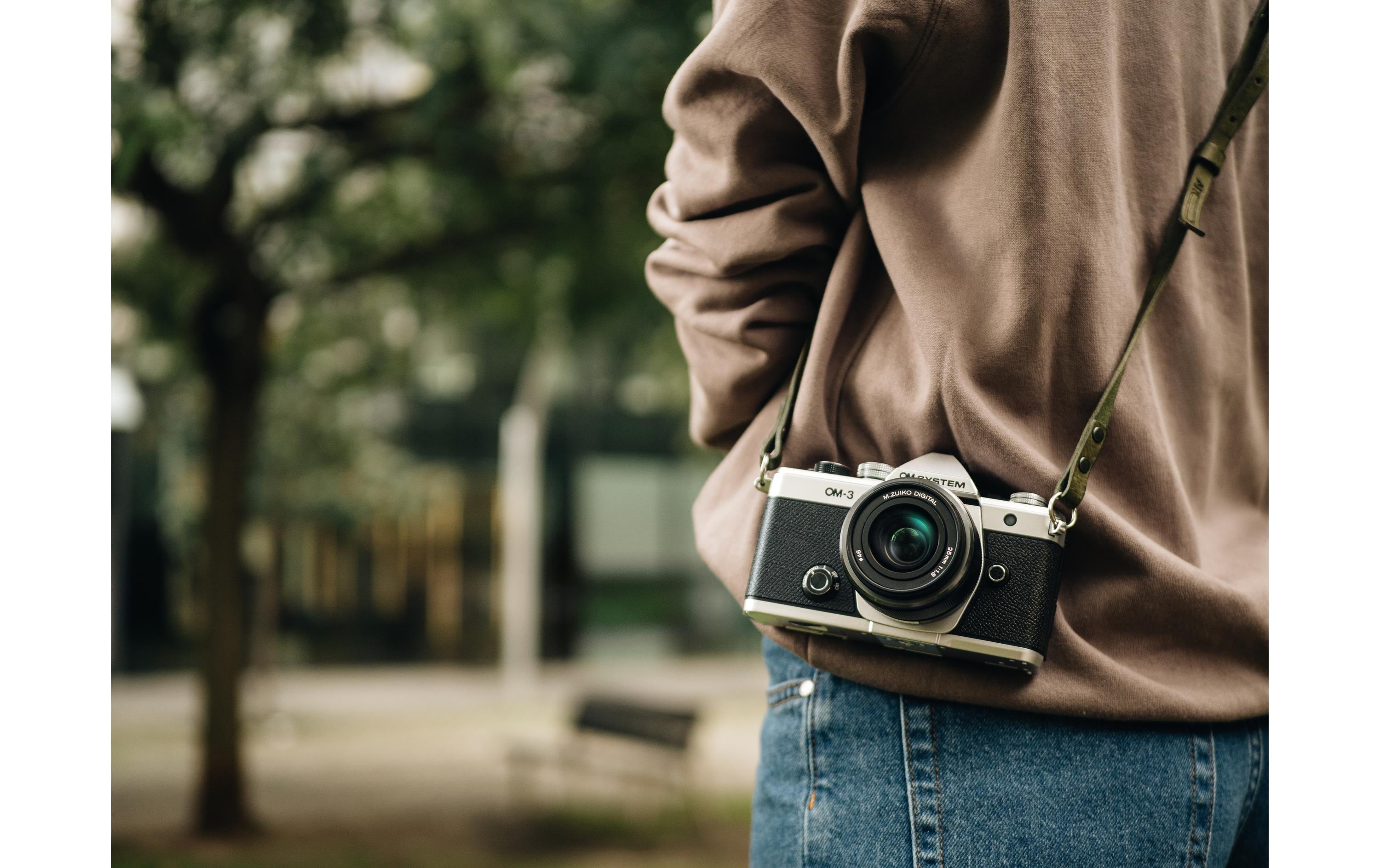 Fotokamera OM-3 Body Silber<br>Kompakte, vielseitige Fotokamera in einem hochwertigen Metallgehäuse