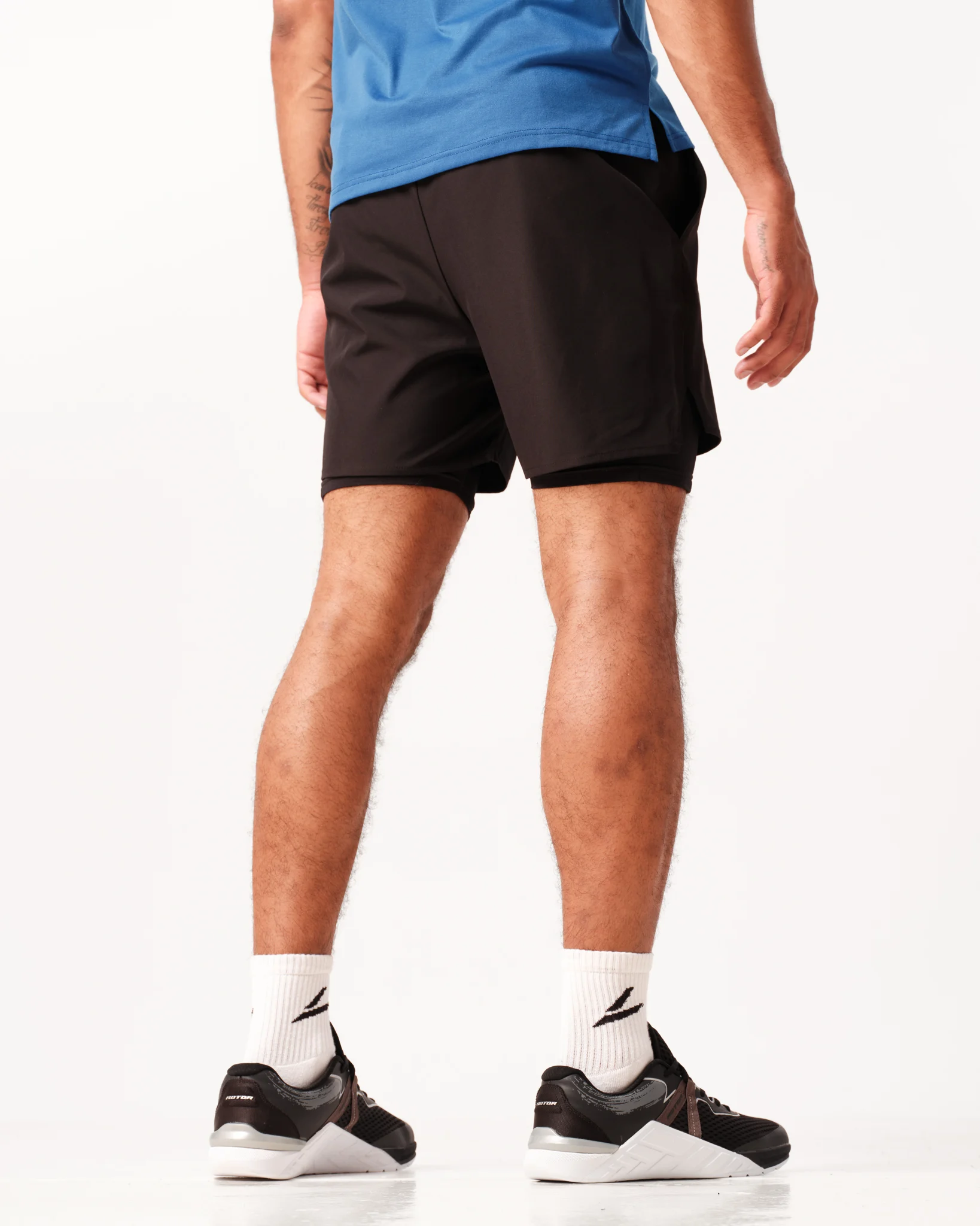 LEVITY Hybrid 2-1 Pocket Shorts M Black