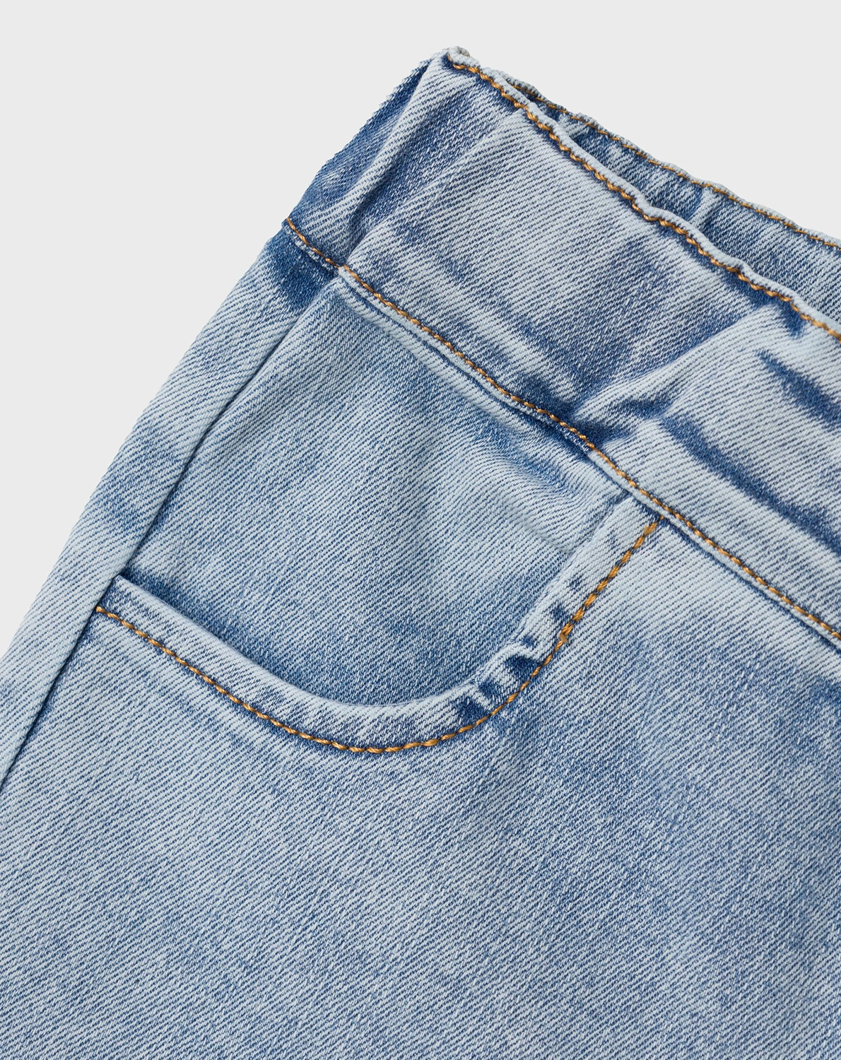 Schlupf-Jeans NMMBEN TAPERED 4412-LO in light blue