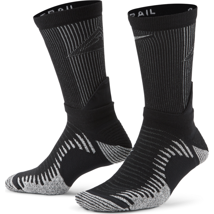 nike dri fit trail running crew socks 18 cu7203 010