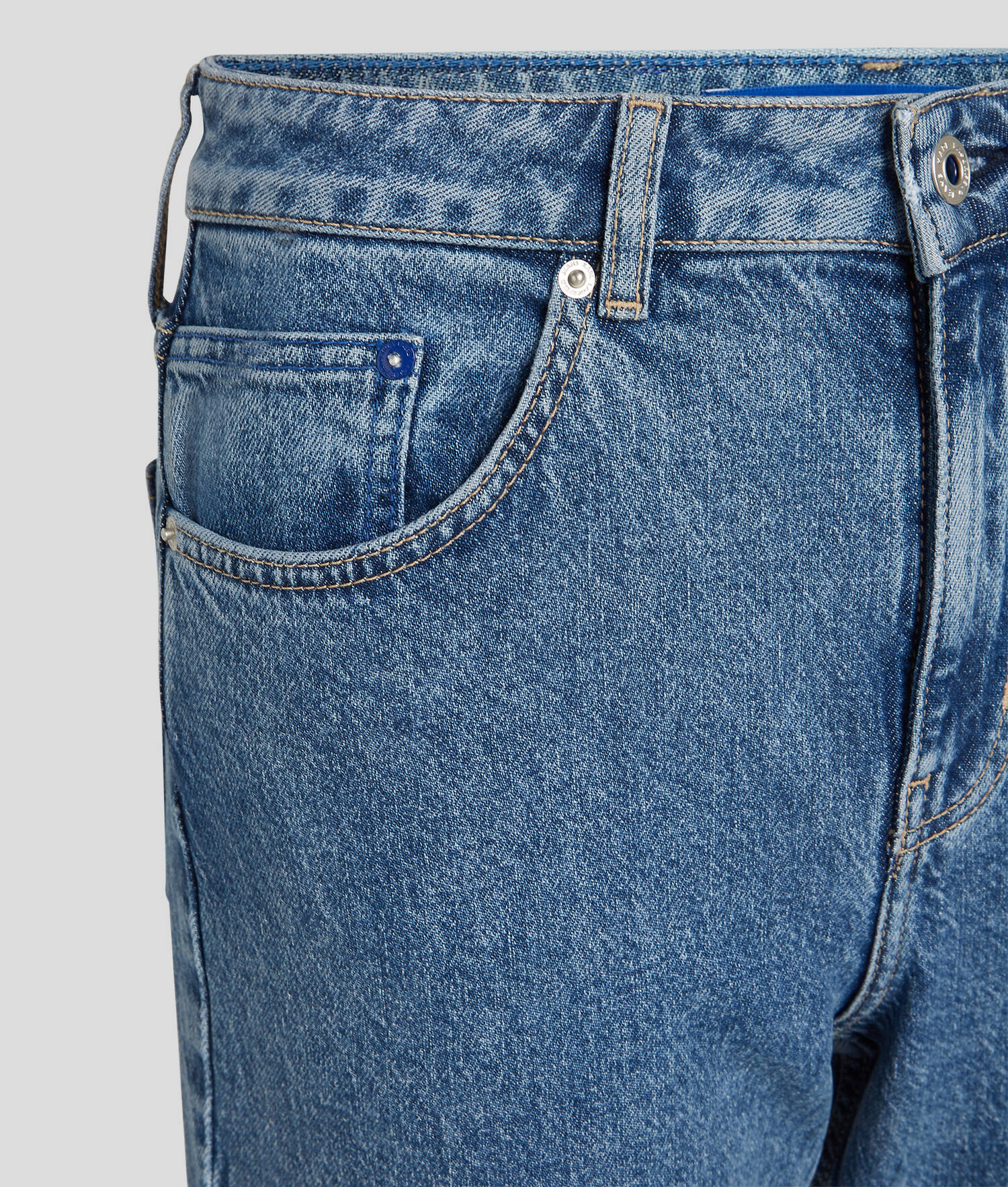 JEAN TAILLE HAUTE FUSELÉ KLJ