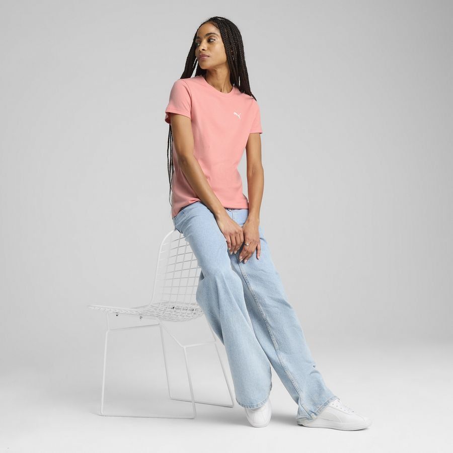 Puma ESS ELEVATED Geripptes T-Shirt