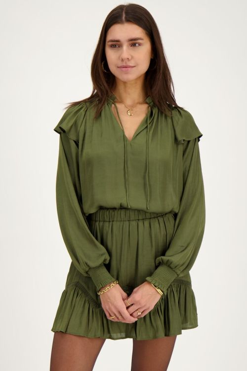 Groene blouse met ruffles satijnen look