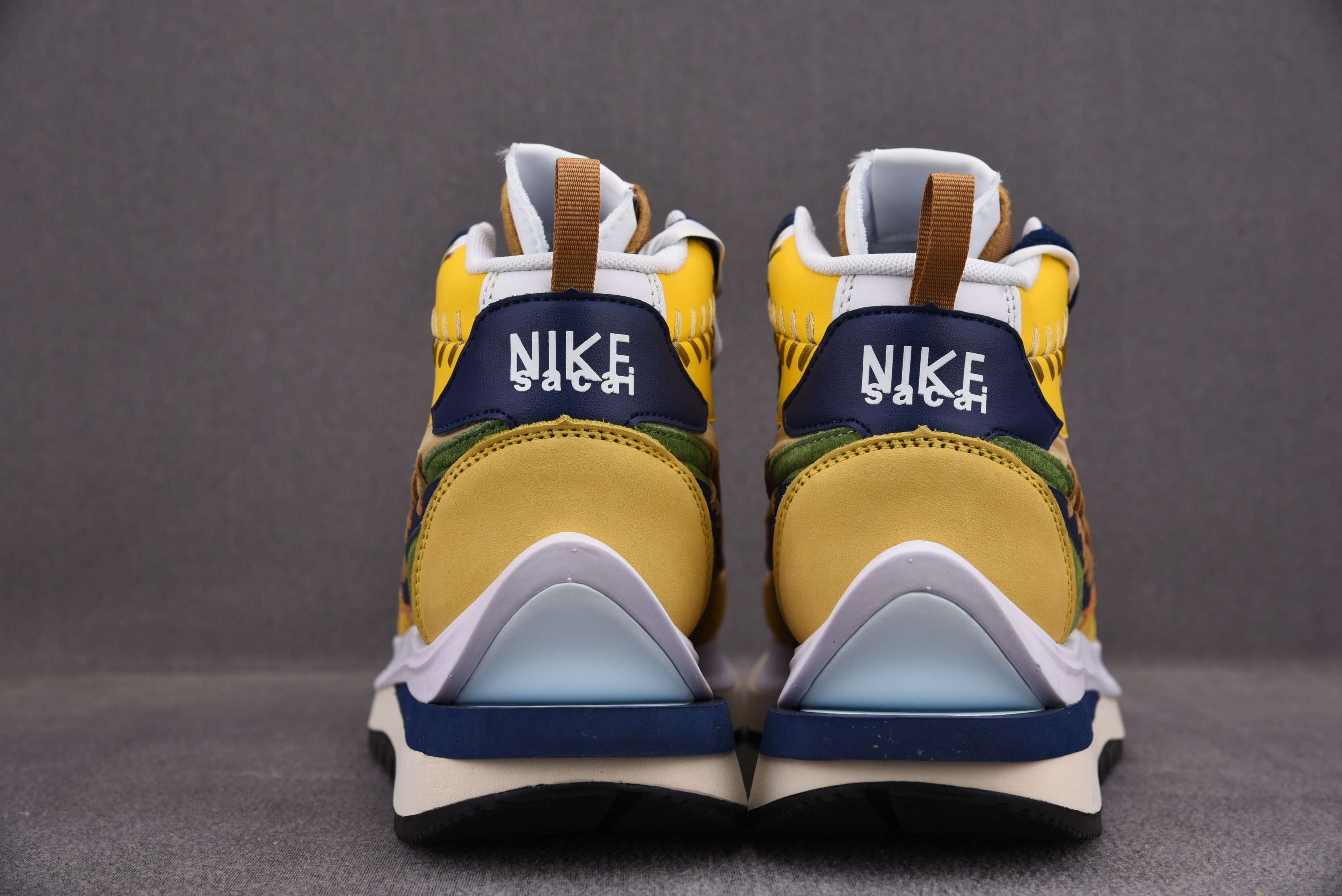 Nike Vaporwaffle sacai Jean Paul Gaultier Sesame Blue