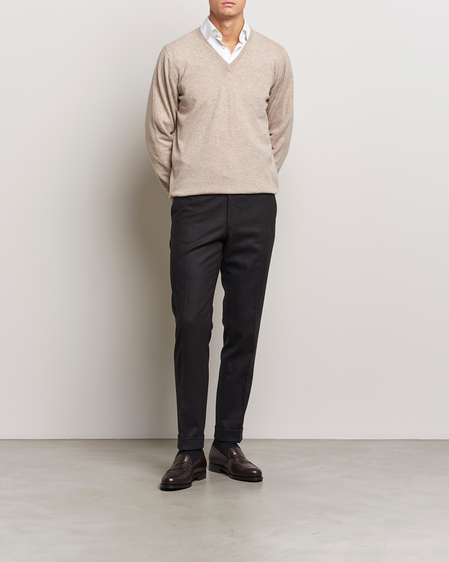 Piacenza Cashmere Cashmere V Neck Sweater Beige