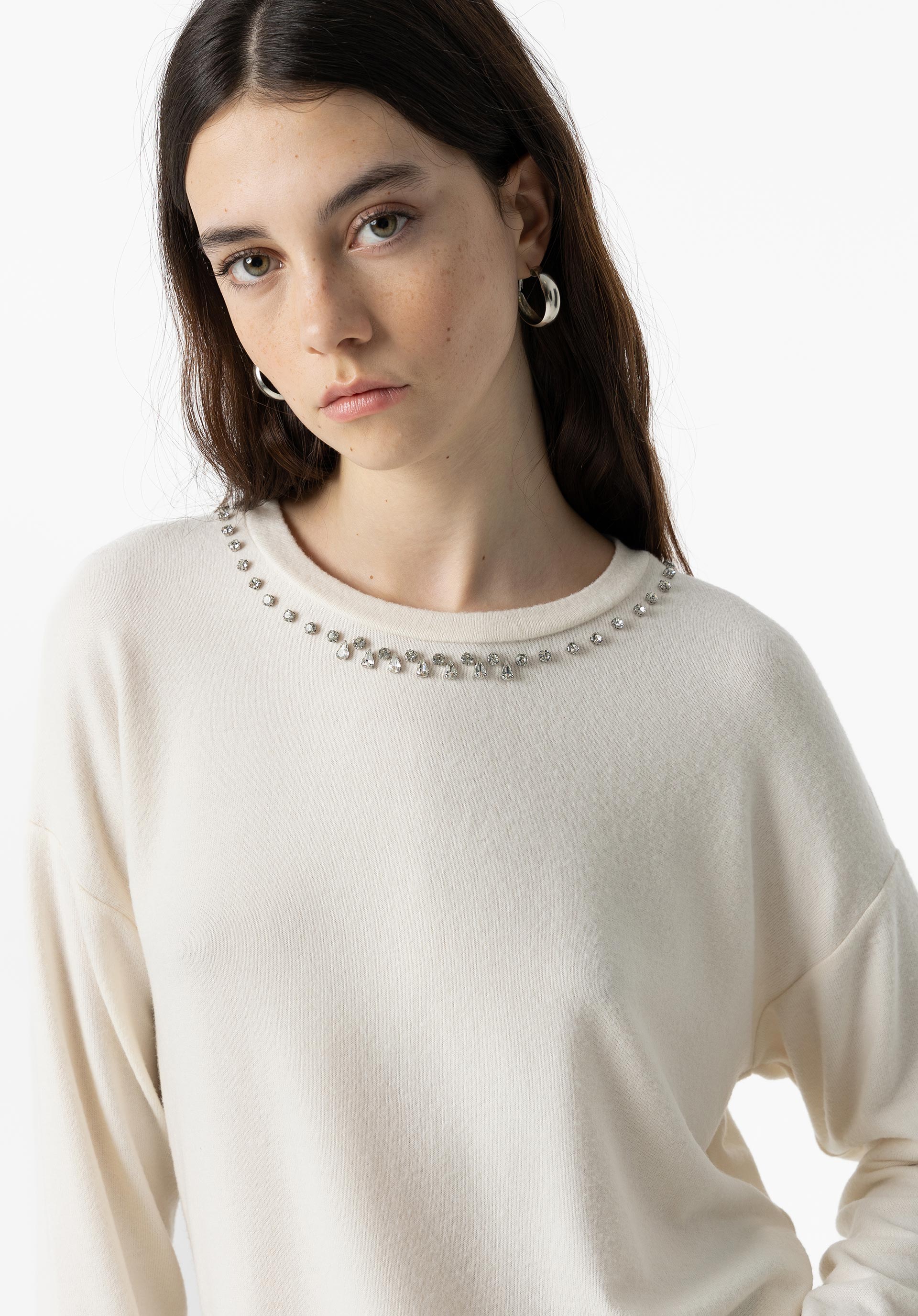 T-shirt Toque Suave com Aplicações
