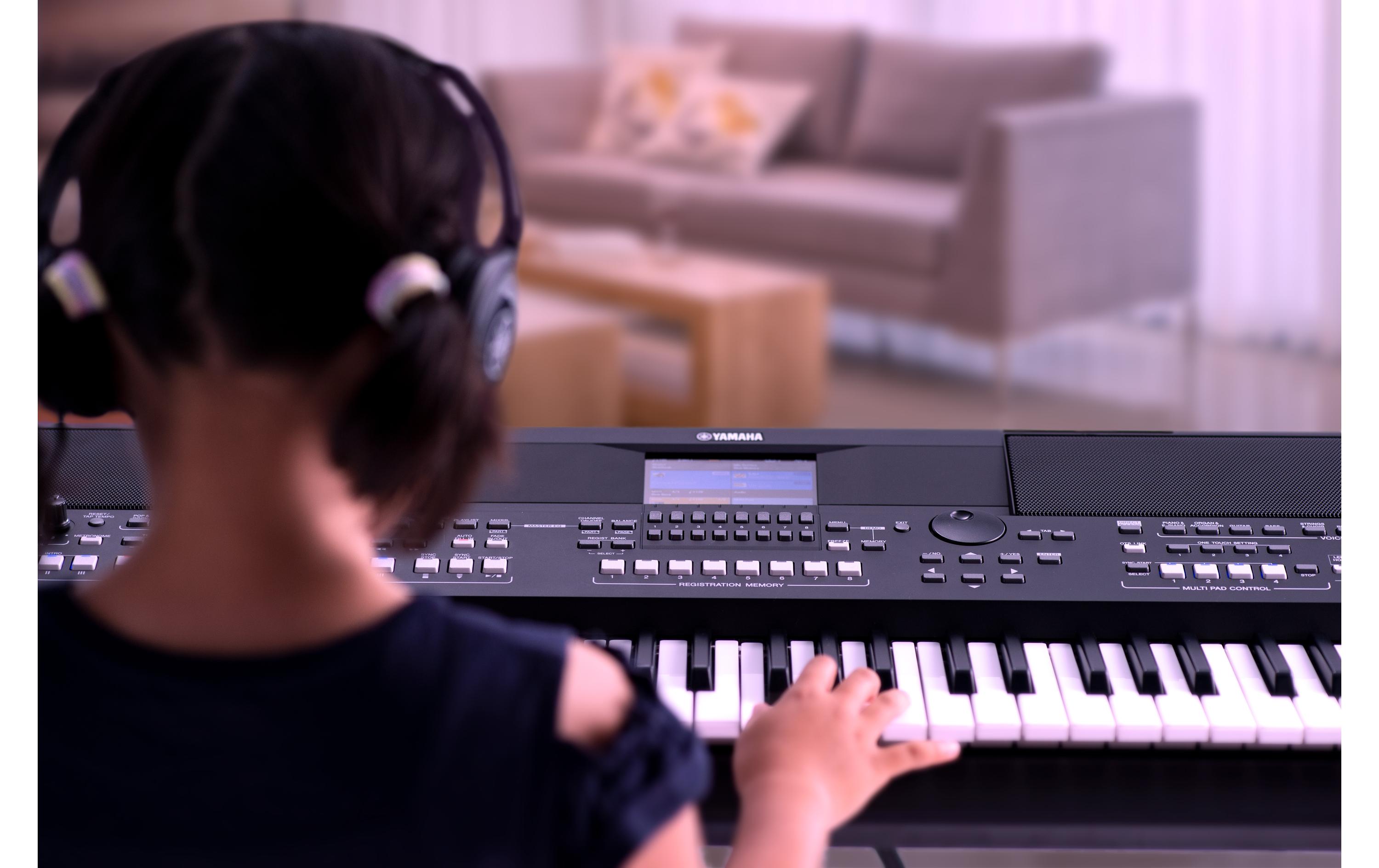 Workstation PSR-SX600<br>Keyboard für hochwertige musikalische Erlebnisse