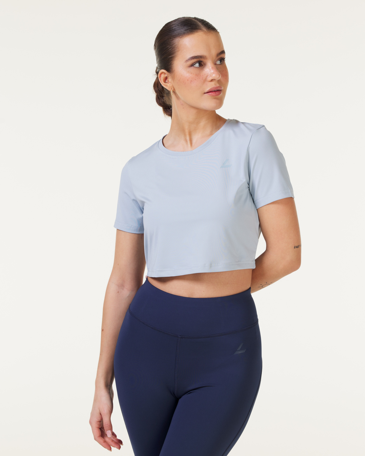 LEVITY Elemental Crop Tee Blue Dusty