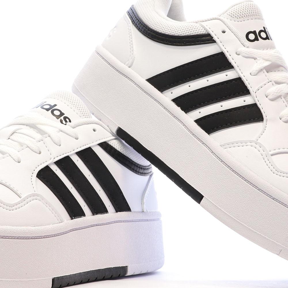 Adidas Baskets Blanches/Noires Femme Adidas Hoops 3.0