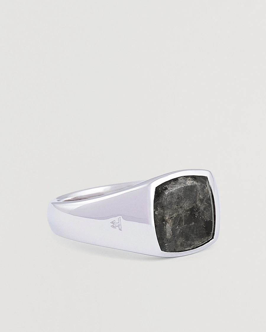 Tom Wood Kay Ring Black Larvikite