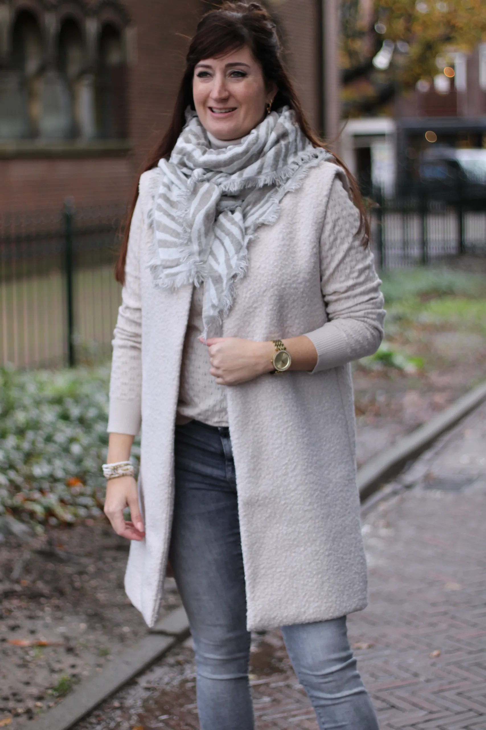 Macy Boucle Gilet Lang - Zand