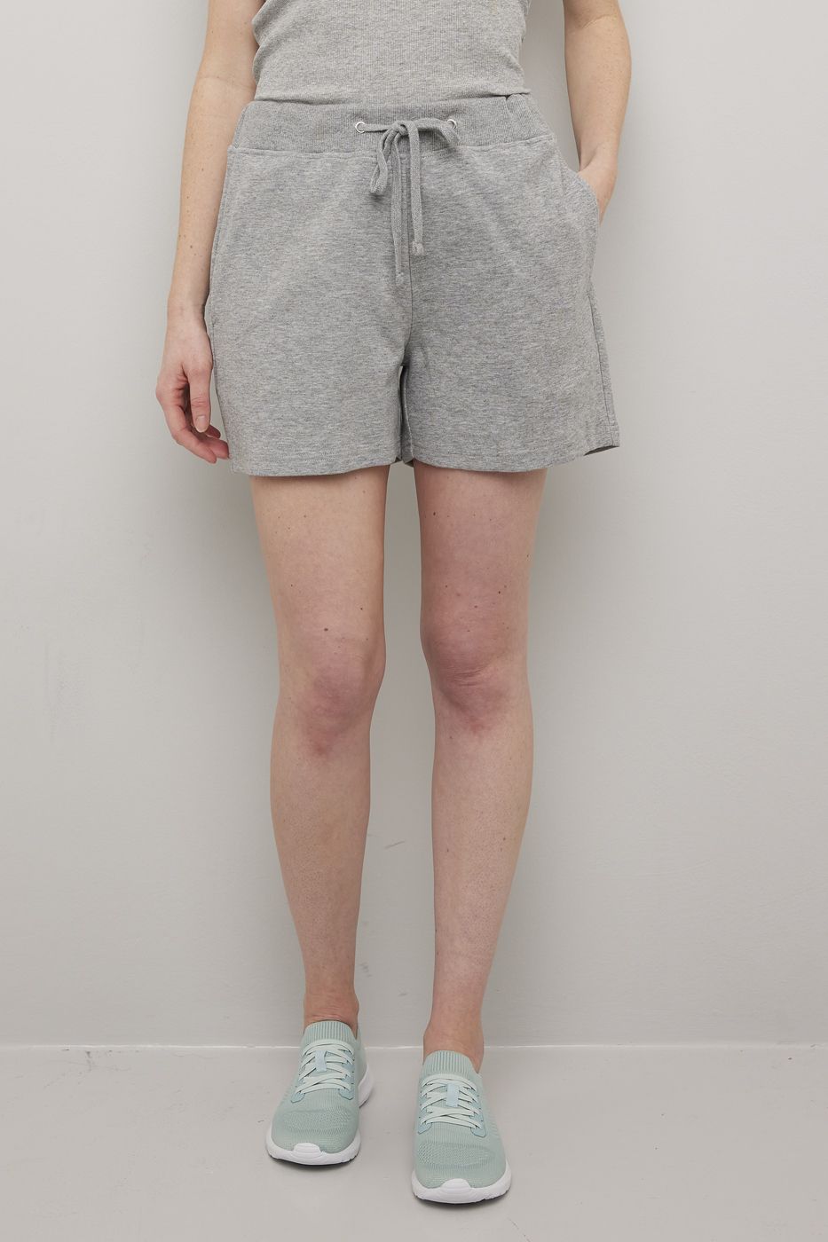 Anna collegeshorts