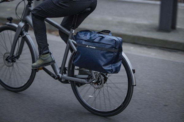 MINEO COMMUTER BRIEFCASE 17 Hinterrad-Umhängetasche  eclipse