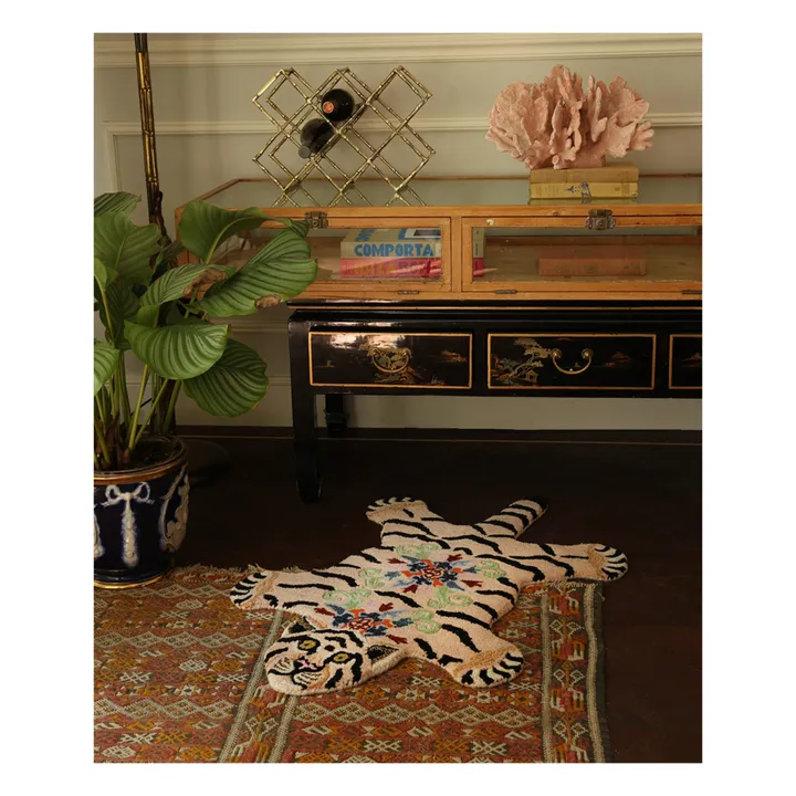 Doing Goods Tapis tigre Mahee Majestic en laine | Rose pêche