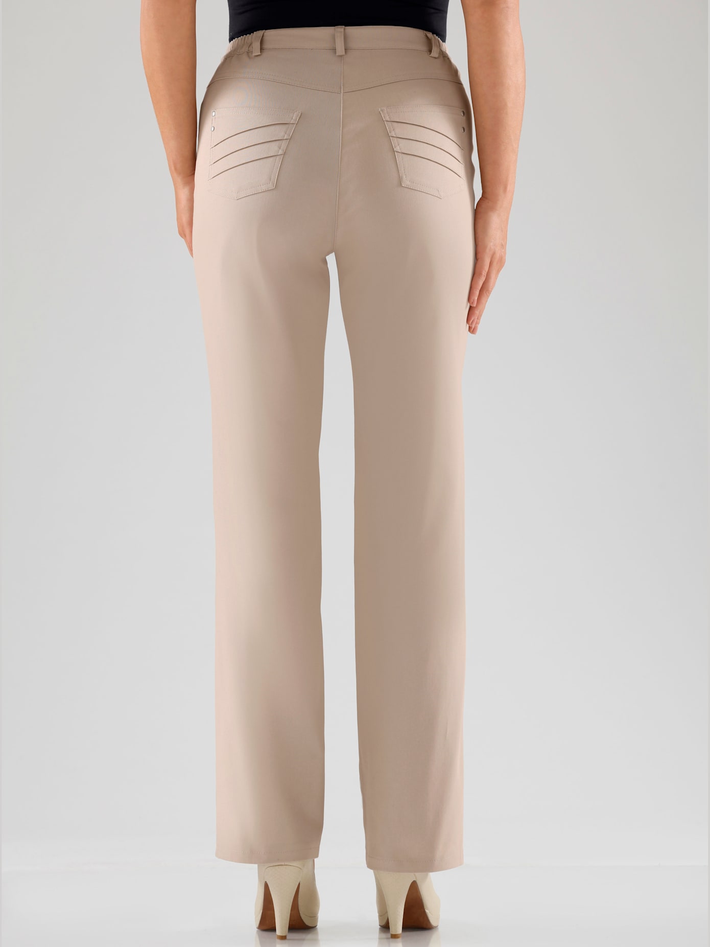 Pantalon coupe droite traitement nano