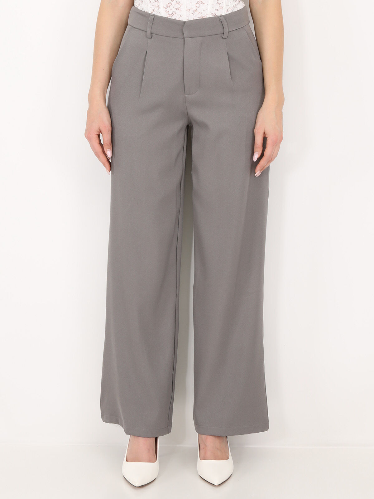 Pantalon à pinces ample et droit- Gris