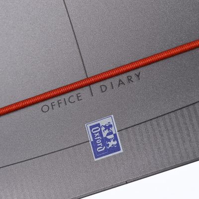 Agenda à élastique Office - 1 semaine sur 2 pages - 15 x 21 cm - gris/rouge - Oxford