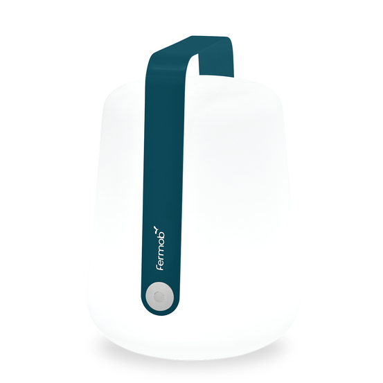 Lampe nomade Balad en plastique bleu acapulco - H.38xD.28 cm