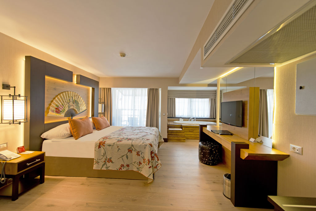 Limak Lara Deluxe Hotel & Spa Ultra All Inclusive - Hotel