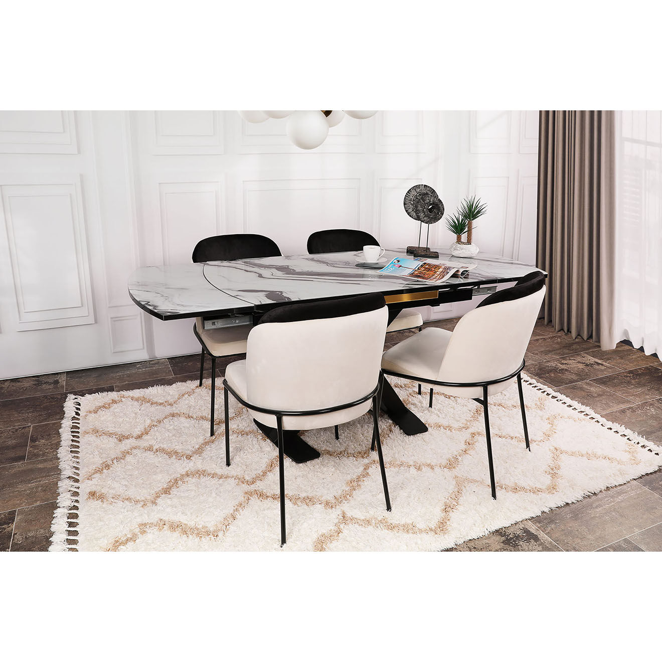 Homitis 4 chaises dore noires - 54x86x55 cm