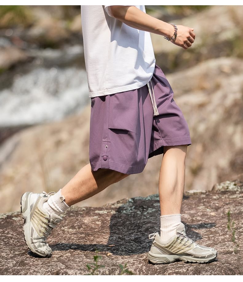 Really Point - Mid Rise Plain Cargo Shorts